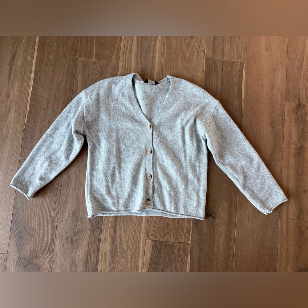 Members Mark Vneck Cardigan - Medium